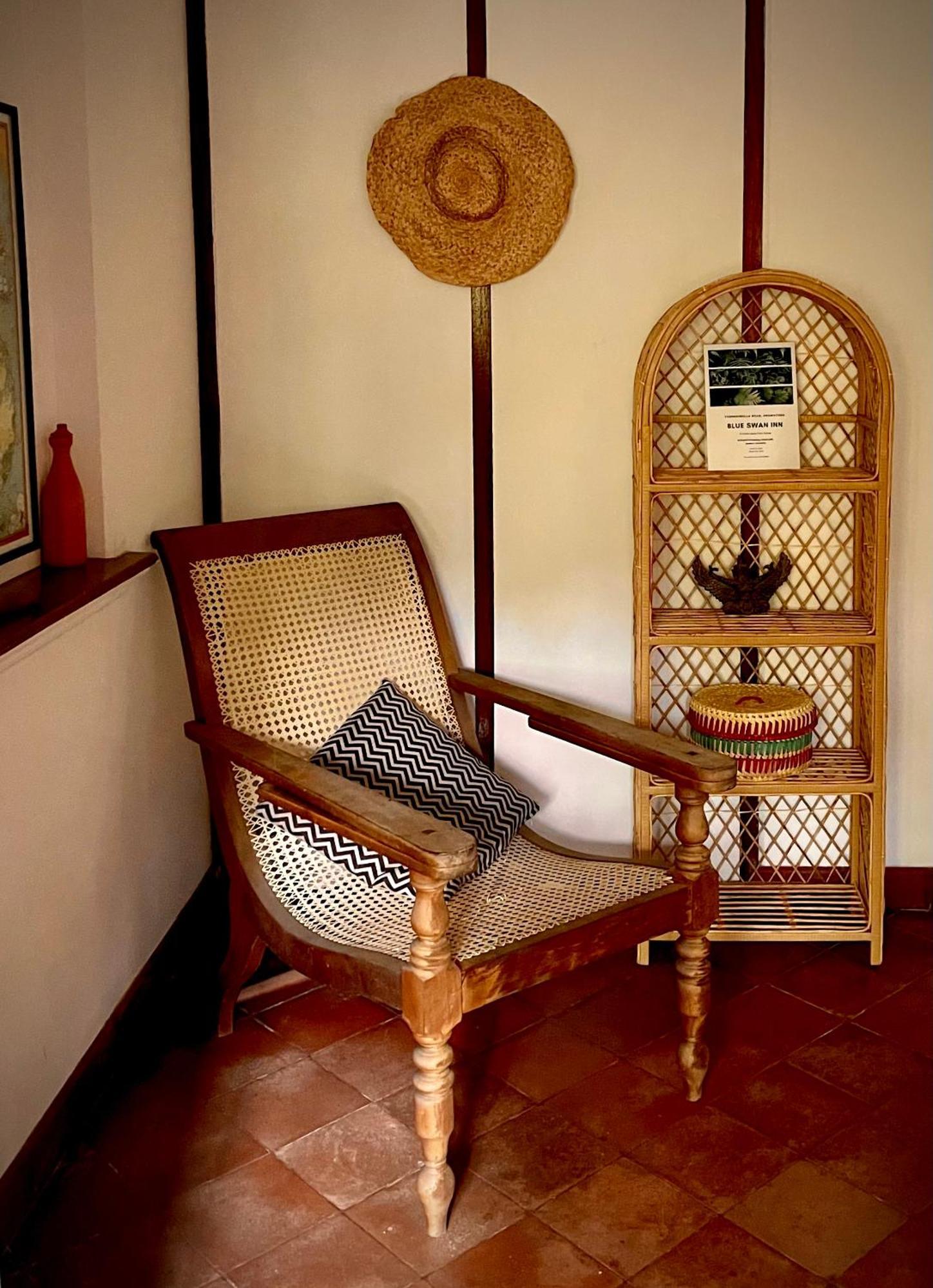 Blue Swan Inn Unawatuna Eksteriør billede