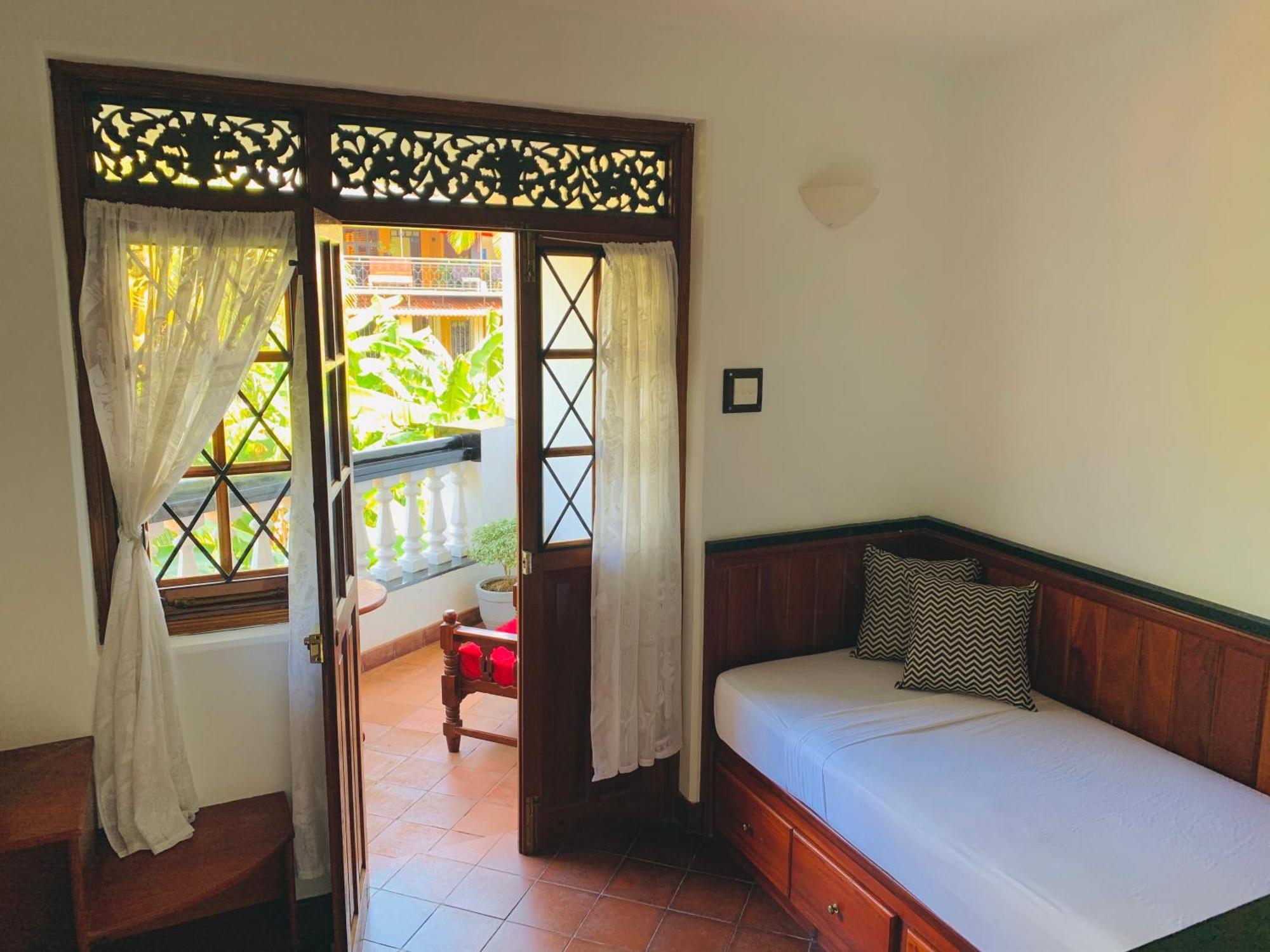 Blue Swan Inn Unawatuna Eksteriør billede